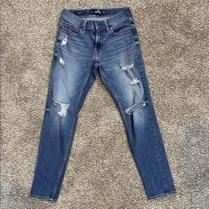 Trendy Distressed Skinny Jeans in Blue